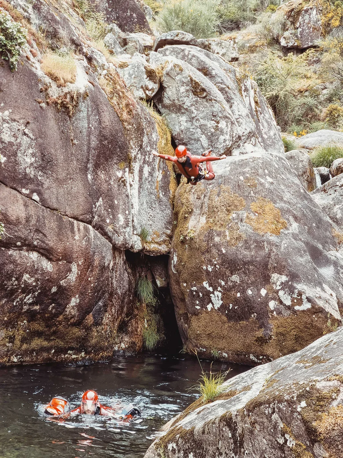 Canyoning in Peneda-Gerês – image 11