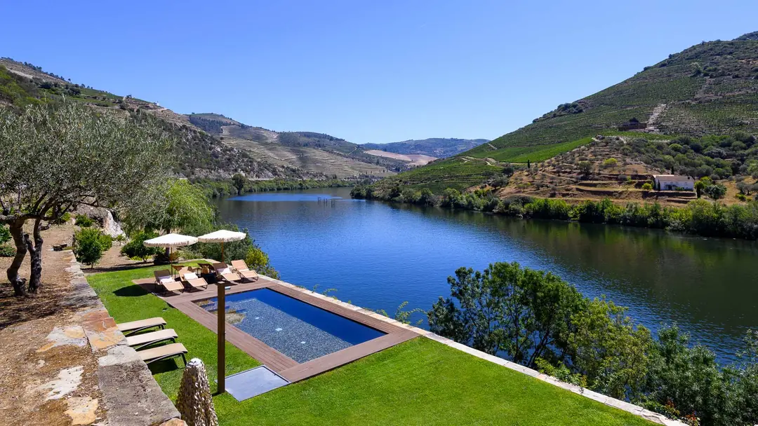 Casa do Rolapipas – luxury villa in Douro, Portugal – image 4