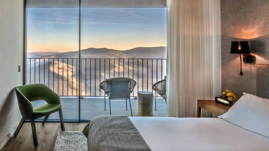 Encostas da Baronesa – luxury villa in Douro, Portugal – image 19